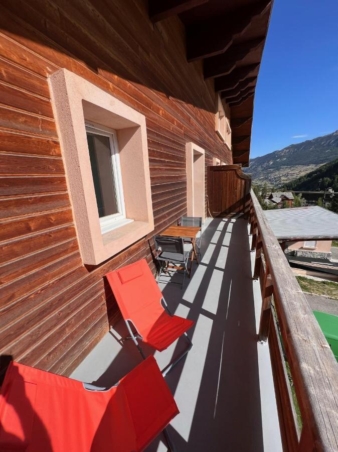 Vars, Appart Spacieux Renove 4 Couchages Dans Chalet Vars  Luaran gambar